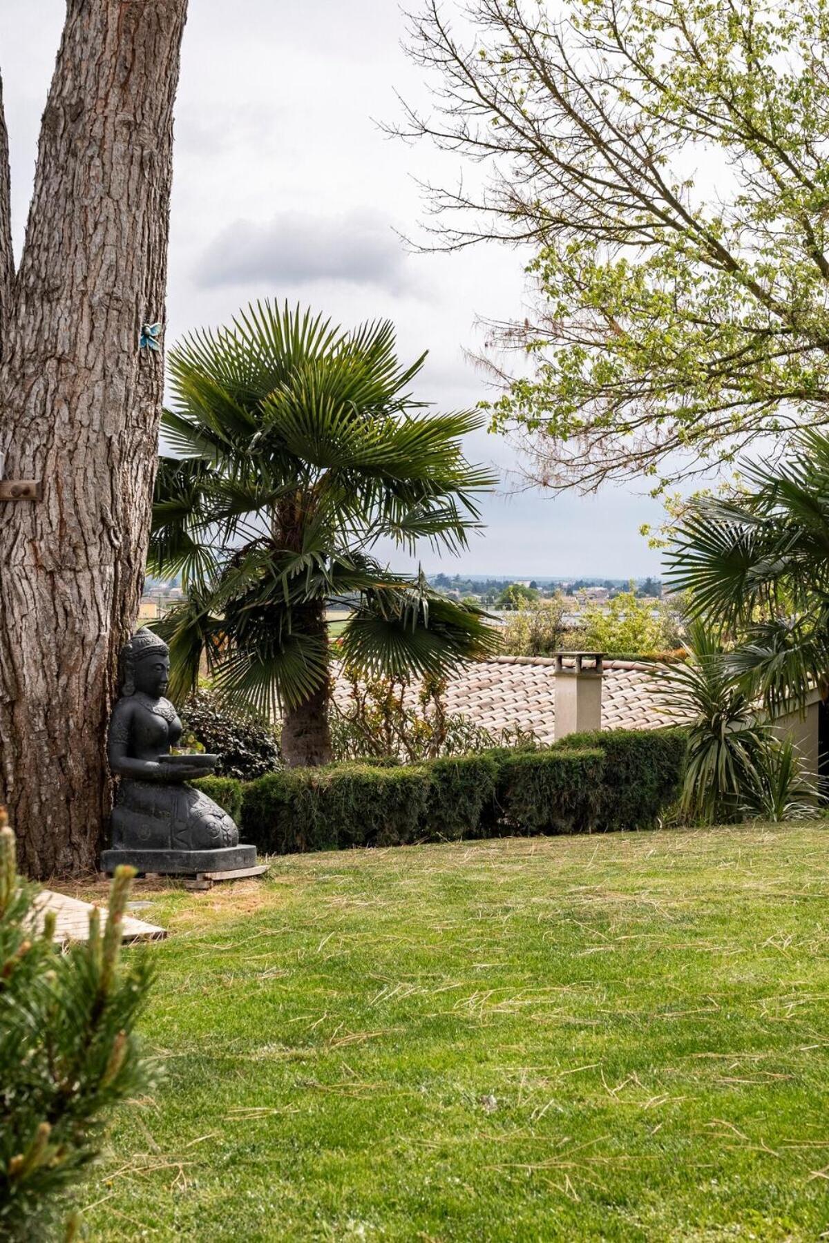 La Villa Moursoise 4 Etoiles المظهر الخارجي الصورة